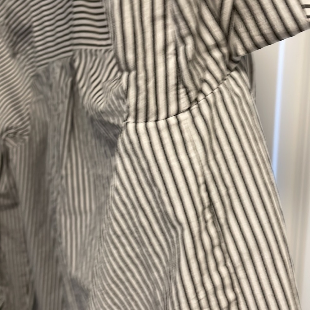 J. Crew Factory - Popover - Size Small - Black/white striped - excellent - Picture 11 of 13